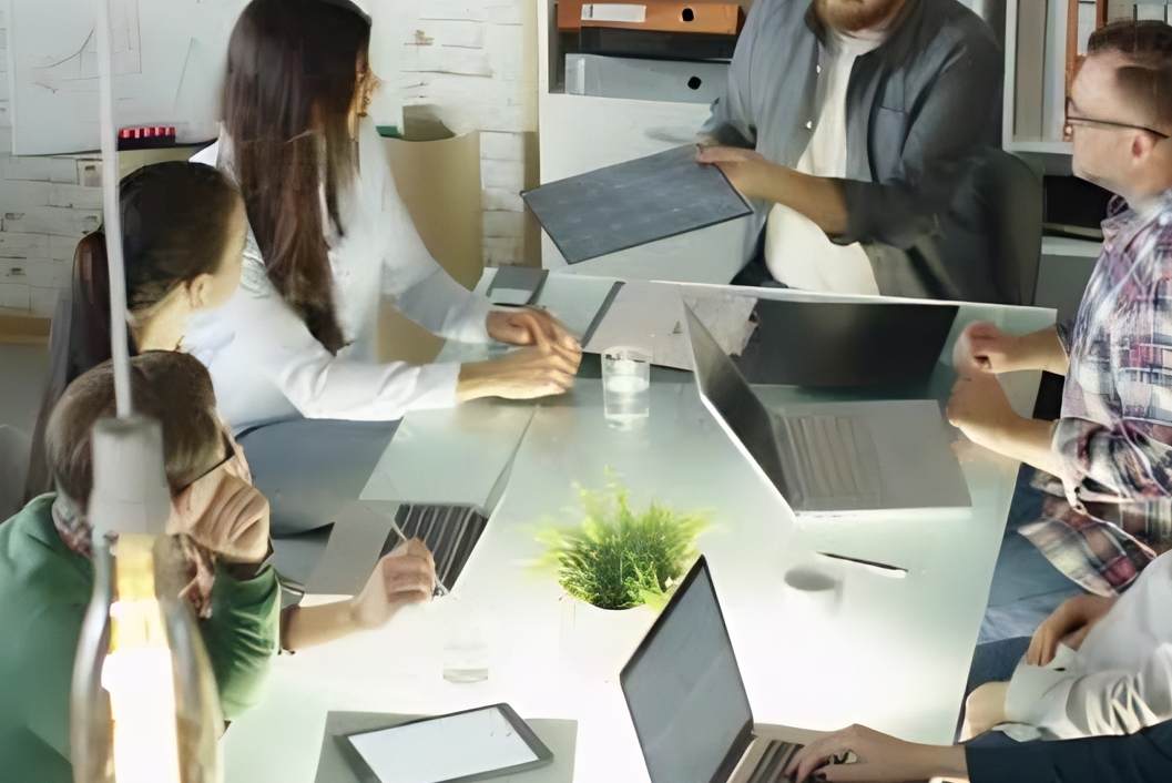 國際物流管理小程序開發_助力企業高效跨境貿易