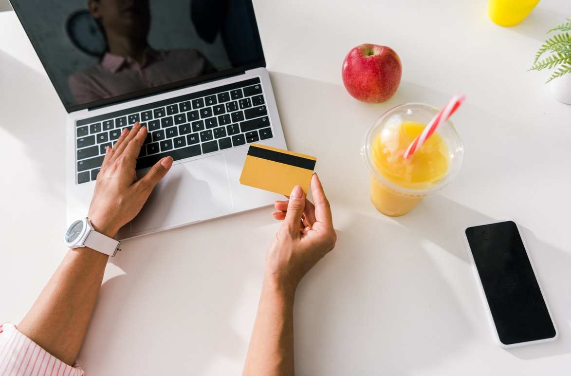 小型創(chuàng)業(yè)公司APP設(shè)計(jì)開(kāi)發(fā)多少錢?